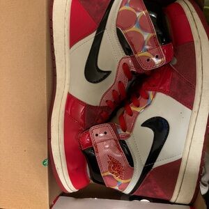 Jordan 1 spiderman into the spider verse